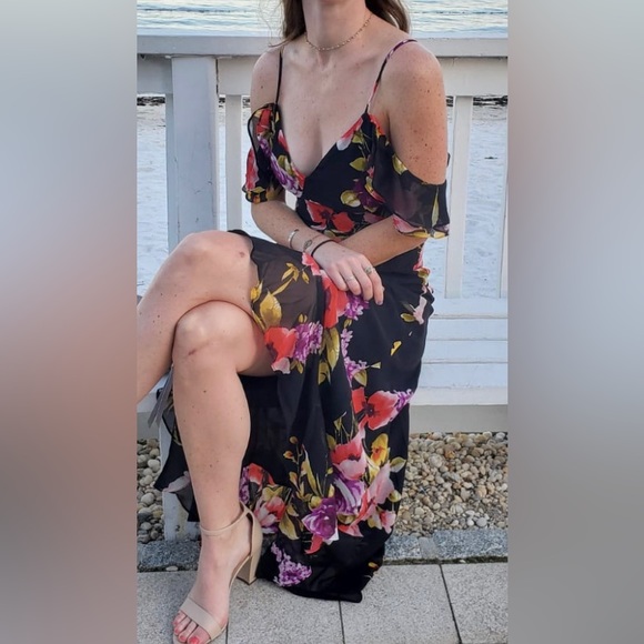 Love in Bloom Black Floral Print Off-the-Shoulder High-low Dress - Picture 4 of 6